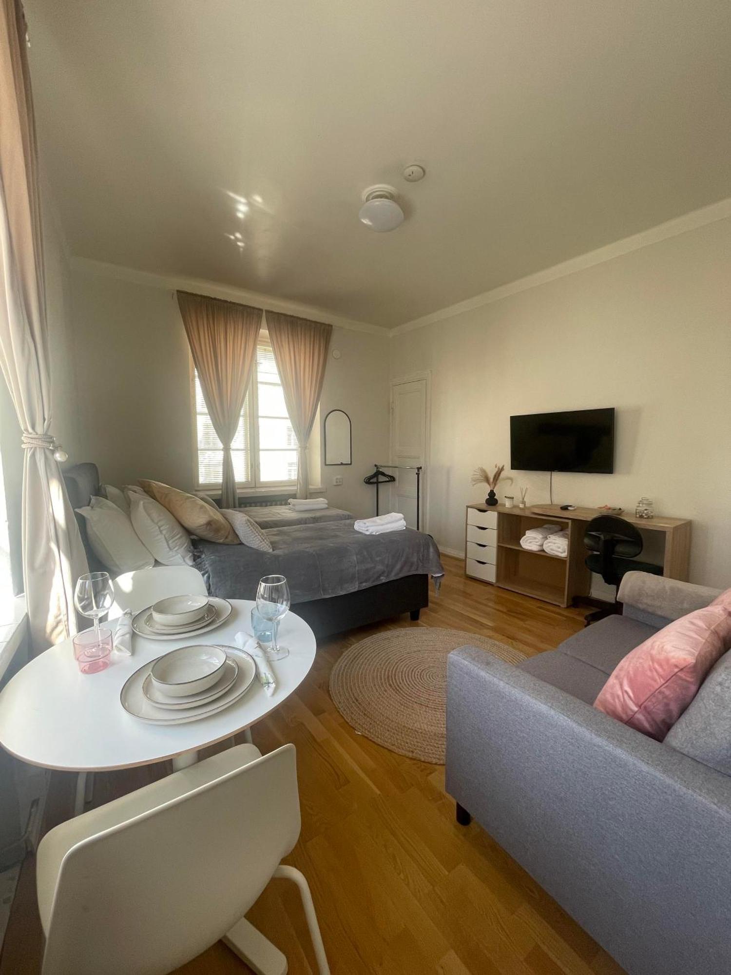 Your Chic Vibrant Airbnb Helsinki Exterior foto